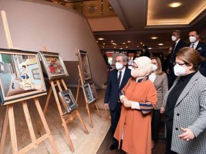 Emine Erdoğan: "Yaşlılık bizde tedavülden kalkmak değil, hürmet makamına oturmak demektir"