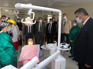 Rektör Polat, Diş hekimliği öğrencileri ile bir araya geldi