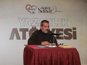 Yazar Karakulak, sevenleriyle bir araya geldi