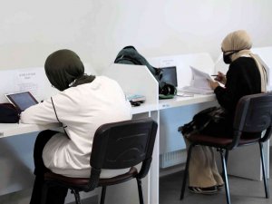 Türkan Saylan, Kütüphanesi ve dersliklerine yoğun ilgi