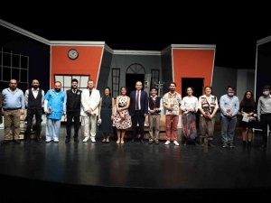 Büyükşehir Tiyatrosu yeni sezona merhaba diyor