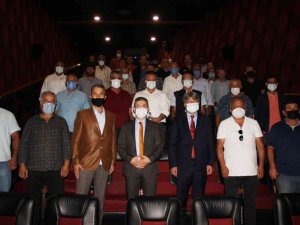 Bodrum Kaymakamı muhtarlarla birlikte “Akif” filmini izledi