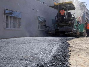 Çay Mahallesi baştan başa asfaltlanıyor