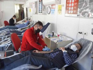 Kızılay’ın kan bağışı tırı Tavşanlı’da