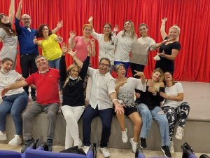 Çeşme Belediye Tiyatrosu çalışmalara başladı