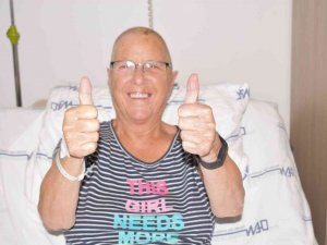 Beyin kanaması geçiren Hollandalı turist, 4 saatlik ameliyatla yaşama tutundu