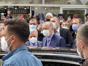 Cumhurbaşkanı Erdoğan, cuma namazını Eyüp Sultan Camii’nde kıldı