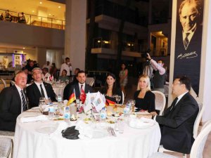 Kardeş şehrin misafirleri gala yemeğinde ağırlandı