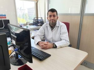 Şuhut Devlet Hastanesi’nde yeni dahiliye uzmanı göreve başladı