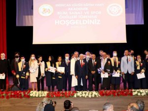 Binali Yıldırım, EBYÜ 2021 - 2022 akademik yılı açılış törenine katıldı