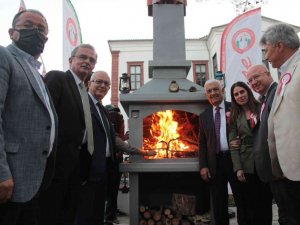 Menteşe’de 3 gün sürecek şenlik baca yakma töreni ile başladı