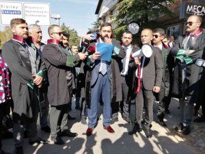 Avukatlar Yunanistan’ın Batı Trakya’daki hak ihlallerini protesto etti