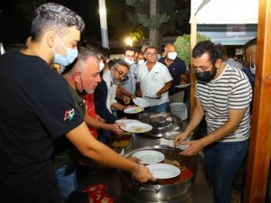 Lezzet festivalinin yemeğinde ’şırdan’ kuyruğu