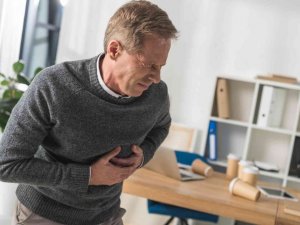 “12 maddeyle kalbinizi hastalıktan koruyun”