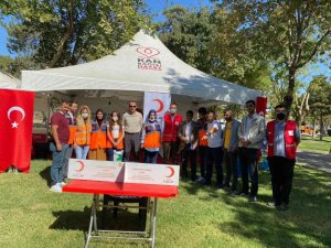 Afetlerin gönüllü ordusu, Kızılay’a kan bağışı için harekete geçti