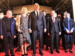 58. Antalya Altın Portakal Film Festivali’nde kırmızı halıda şıklık yarışı