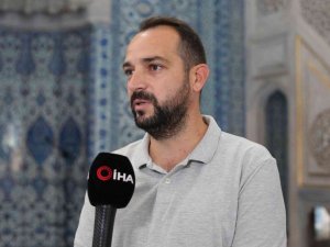 Rüstem Paşa Camii’nde bulunan 400 yıllık Kabe tasvirli çini pano