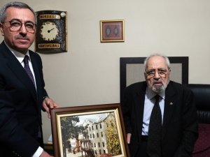 Sezai Karakoç’a Kahramanmaraş’tan fahri hemşehrilik beratı