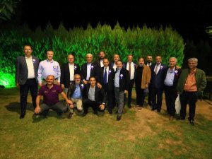 Muğlalı İzmir Atatürk Lisesi mezunları yemekte buluştu