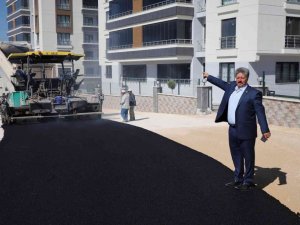 Fıstıklık Mahallesi’nde yollar asfaltlanıyor