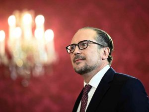 Avusturya’da yeni Başbakan Schallenberg yemin etti