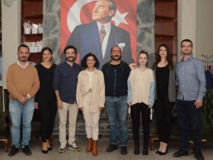 Bozüyük Belediye Tiyatrosu ilk mezunlarını verdi