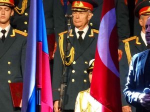 Haluk Levent ve Rus Kızılordu Korosu Bursa’da konser verdi