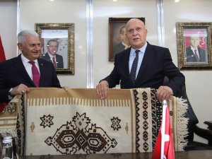 Binali Yıldırım’dan Başkan Pekmezci’ye ziyaret