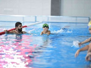 Altındağ Belediyesinde ücretsiz yüzme kursları başlıyor