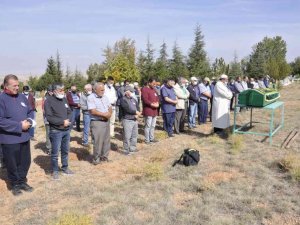 Ünlü yazar Necdet Özen son yolculuğuna uğurlandı