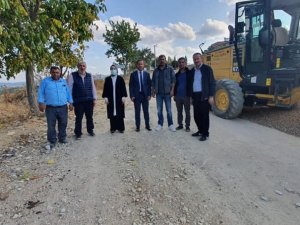 Kaymakam Özay, yol yapım çalışmalarını inceledi