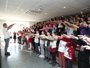 Nilüfer Çocuk Korosu yeni koristlerini arıyor