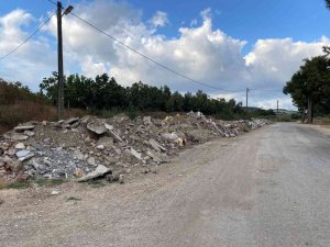 İzinsiz hafriyat ve moloz dökümüne geçit yok