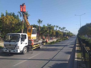 D-400 üzerinde bakım ve temizlik çalışması