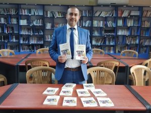 İki kardeş aynı anda kitap çıkardı