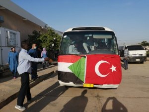 Türk doktorlardan Sudan halkına sağlık hizmeti