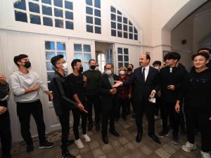 Başkan Altay mezun olduğu Konya Lisesi’nde