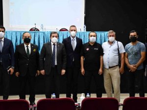 Vali Tavlı, Milas’ta muhtarlarla bir araya geldi