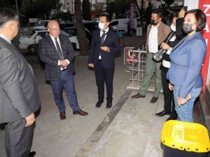 Menteşe Belediyesinden Eczanelere atık ilaç kutusu