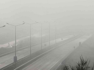 Düzce’de sis etkili oluyor