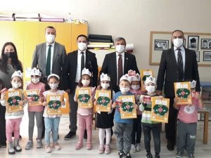 Altıntaş’ta Eğitim, Kitap ve Kariyer Günleri