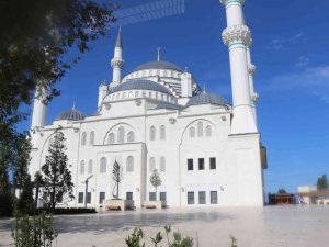 Uzun Mehmet Camii’ne büyük ilgi: 5 ayda 300 bin ziyaret