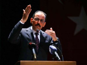 Cumhurbaşkanlığı Sözcüsü Kalın: “Yunus Emre’nin ‘Yaratılanı sevdim yaratandan ötürü’ sözü Türkçe üzerinden evrensel bir mesajdır”