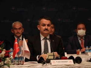 Bakan Pakdemirli: "Mersin son 19 yılda üretimini 9 misli artırdı"