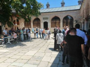 Asırlık gelenek devam ediyor