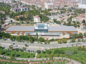 Elazığ’da  Fuar ve Kongre Merkezi’nde çalışmalar sürüyor