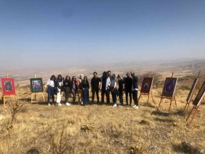 Muşar Dağı zirvesinde resim sergisi