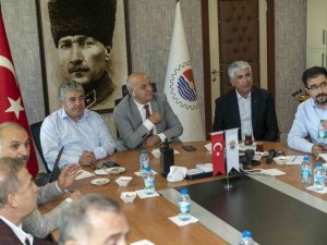 İstiklal Caddesi modern bir görünüme kavuşacak