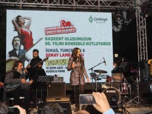 Ankara’nın başkent oluşunun 98’inci yılı kutlamalarında saz ile caz buluştu