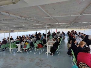 Mavi Tur’un konukları hemşireler oldu